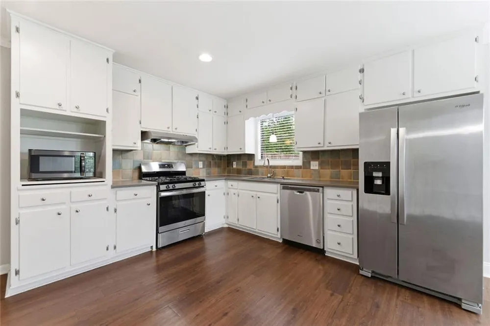 2754 Georgian Terrace Marietta, GA 30068