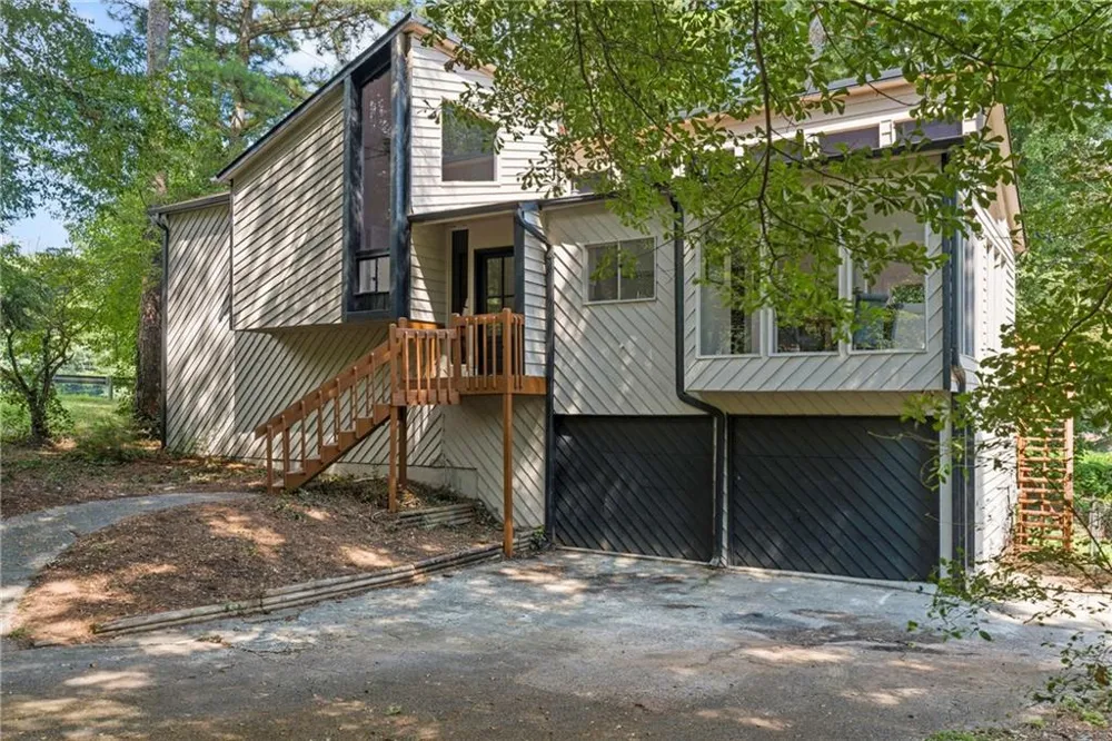 201 Rustic Ridge Drive NE Kennesaw, GA 30144