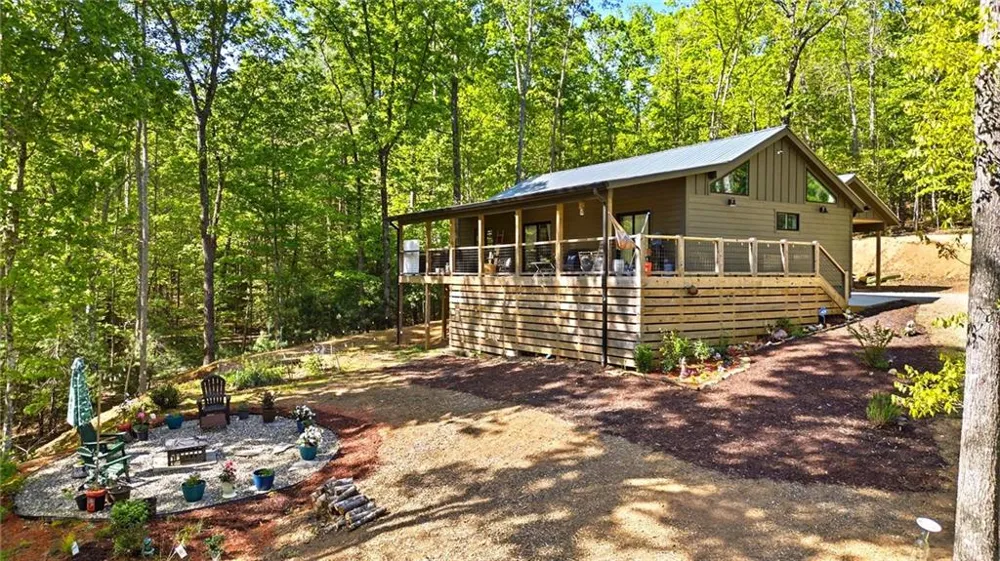 191 Oakwood Road Blairsville, GA 30512
