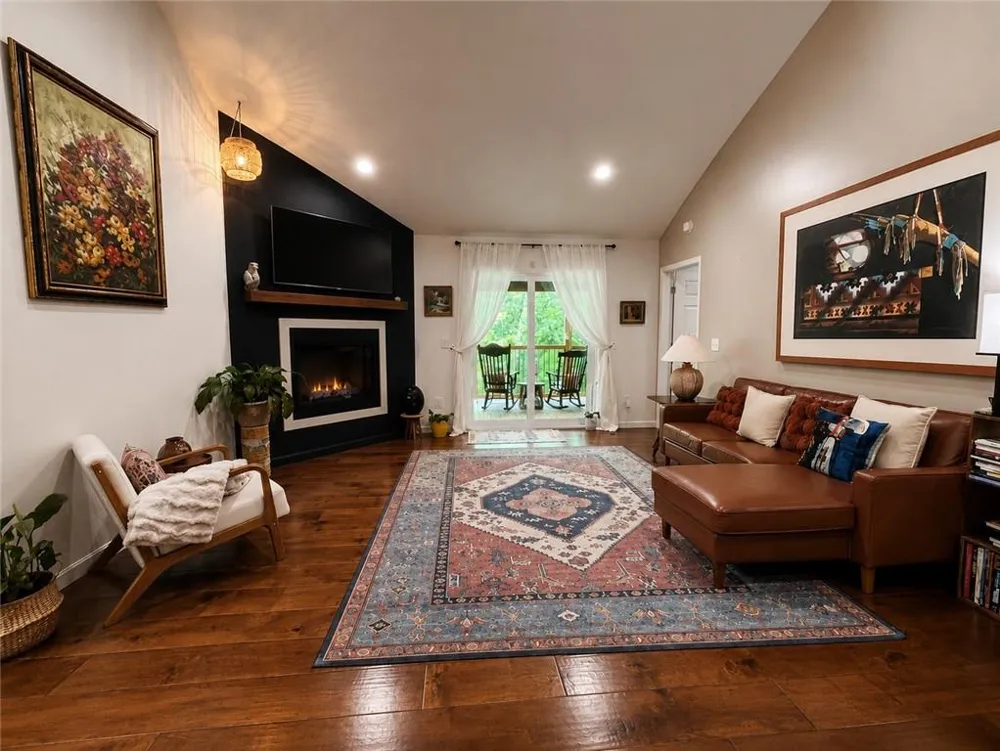 191 Oakwood Road Blairsville, GA 30512