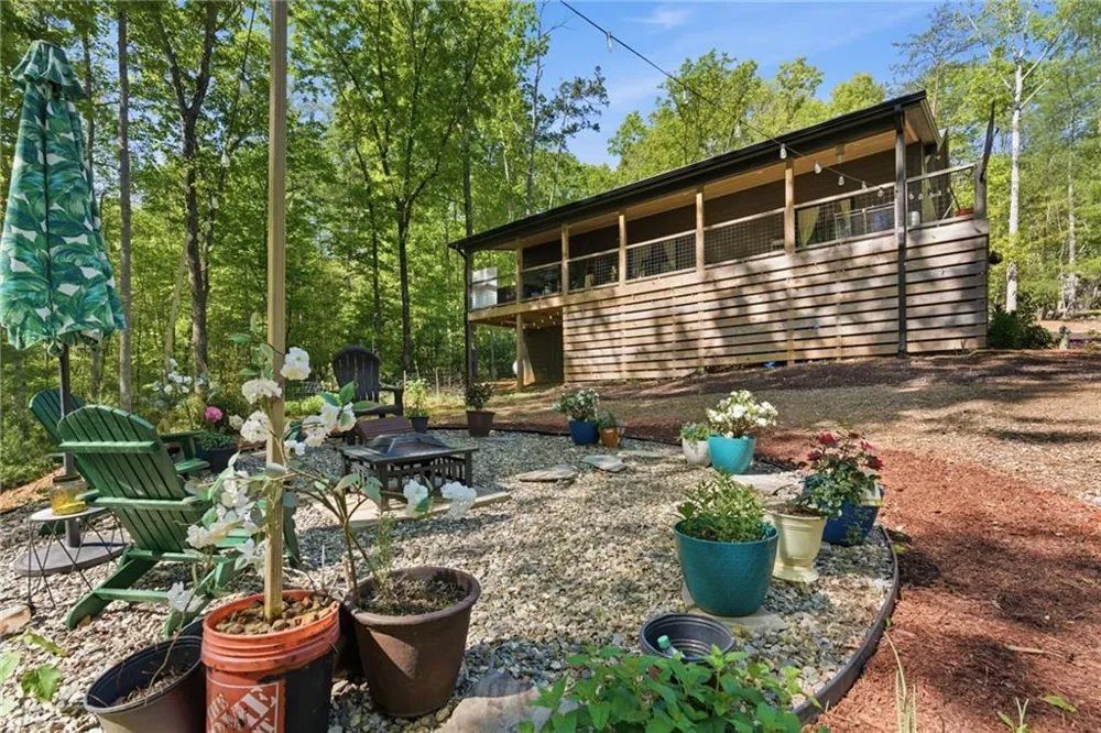 191 Oakwood Road Blairsville, GA 30512
