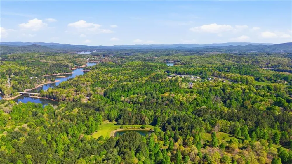 191 Oakwood Road Blairsville, GA 30512