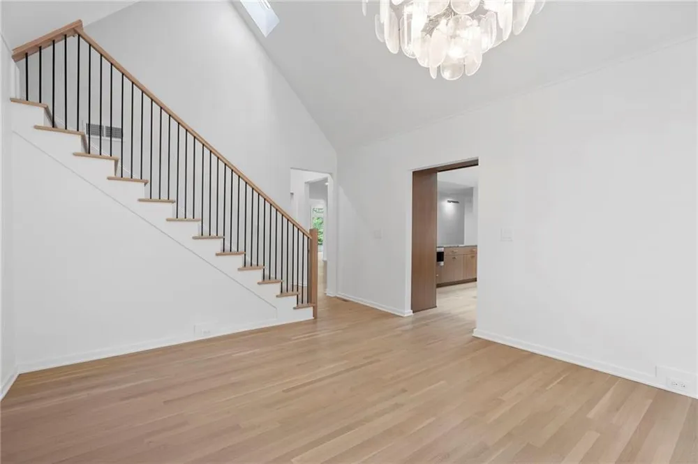 366 Blackland Road NW Atlanta, GA 30342