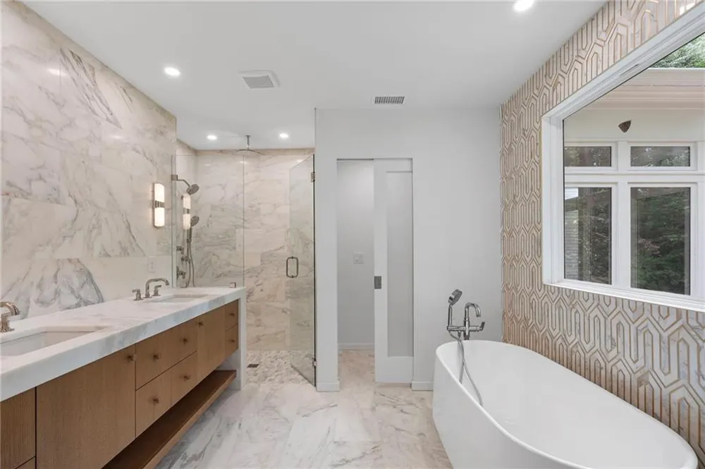 366 Blackland Road NW Atlanta, GA 30342