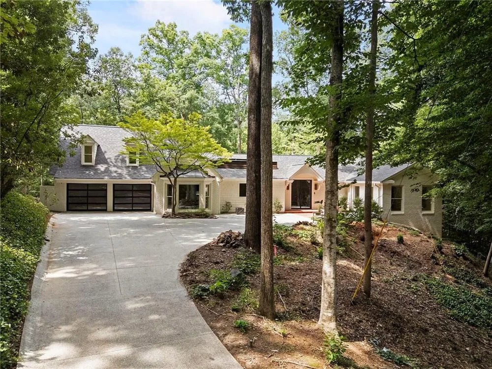 366 Blackland Road NW Atlanta, GA 30342