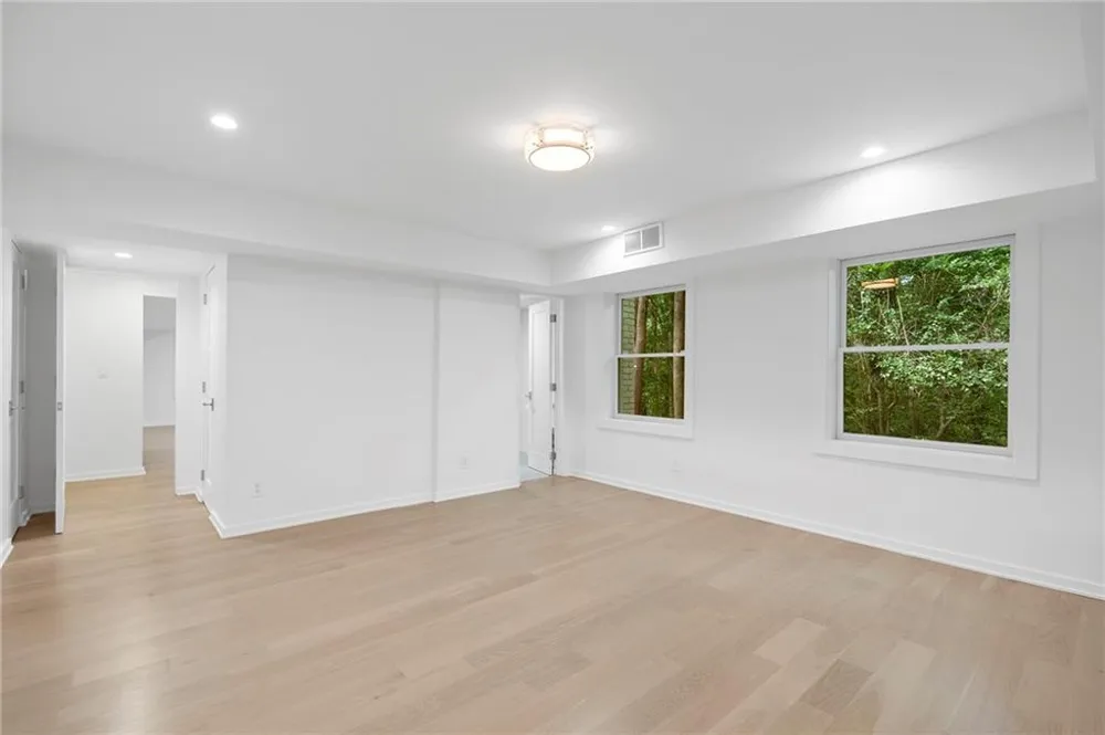 366 Blackland Road NW Atlanta, GA 30342