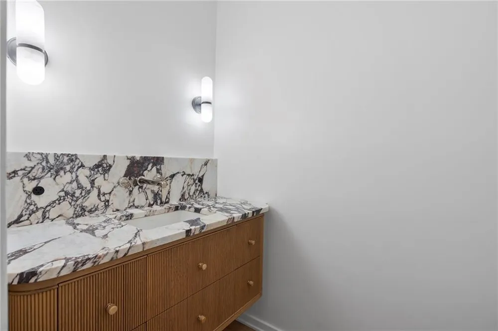 366 Blackland Road NW Atlanta, GA 30342