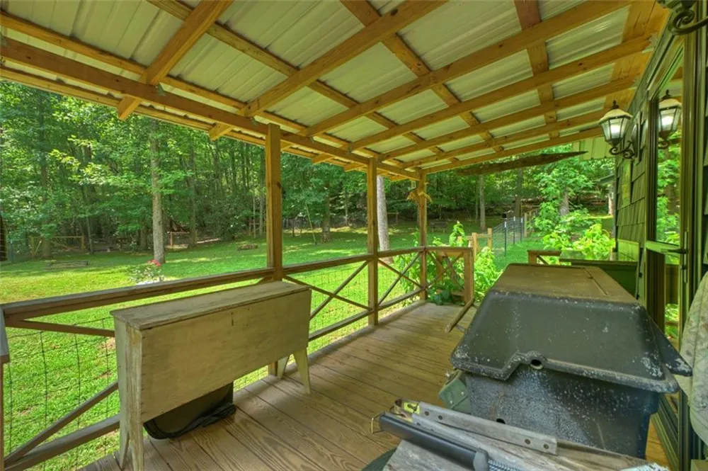 100 Wing Circle Ellijay, GA 30536