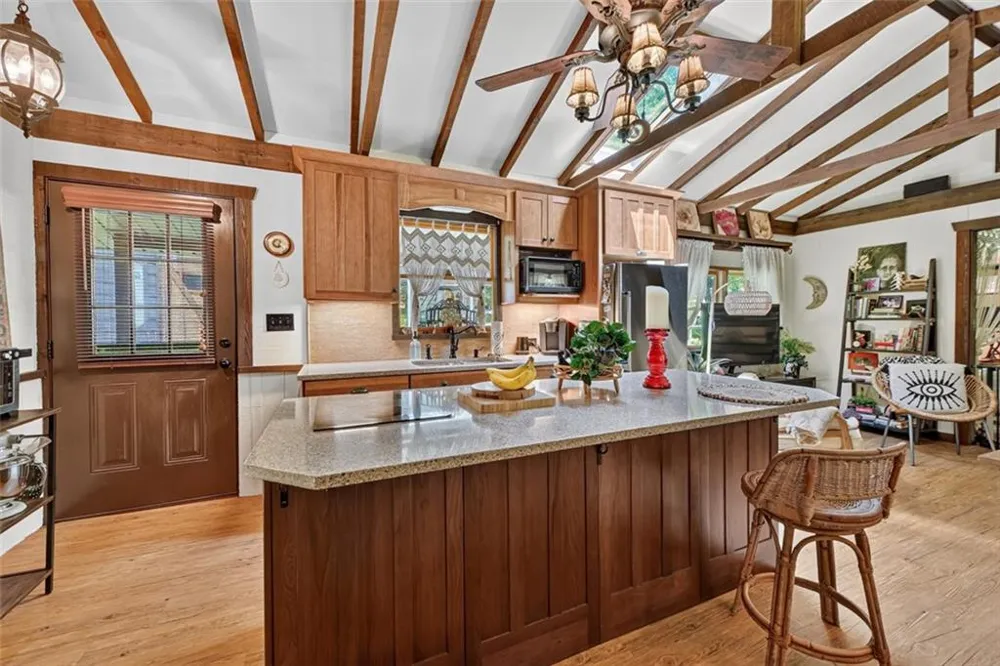 100 Wing Circle Ellijay, GA 30536