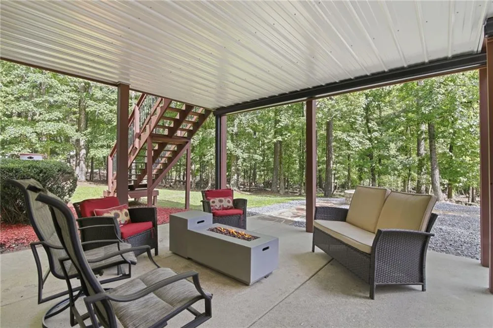 3663 Walden Lane Acworth, GA 30102