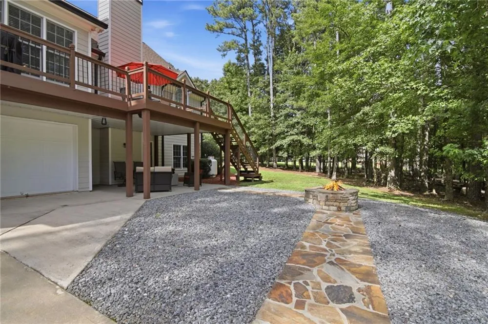 3663 Walden Lane Acworth, GA 30102