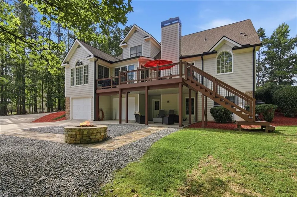 3663 Walden Lane Acworth, GA 30102