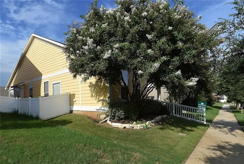9109 Nathaniel Drive Providence Village, TX 76227