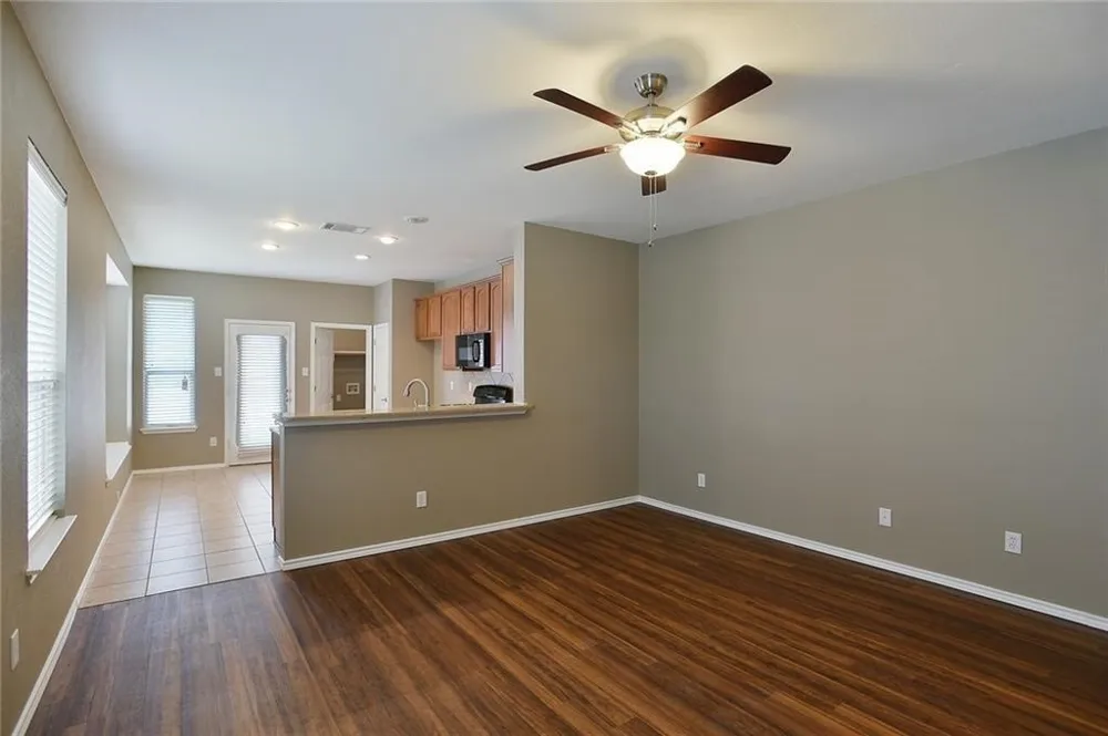 9109 Nathaniel Drive Providence Village, TX 76227