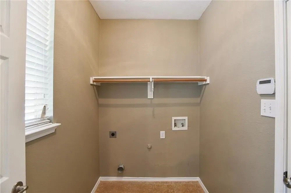 9109 Nathaniel Drive Providence Village, TX 76227