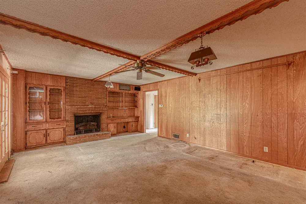 5324 Urban Crest Street Dallas, TX 75227