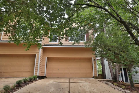 38 Blue Creek Place