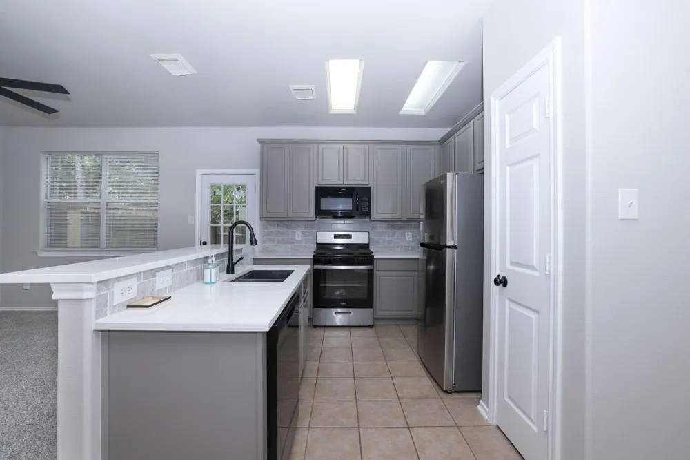 38 Blue Creek Place The Woodlands, TX 77382