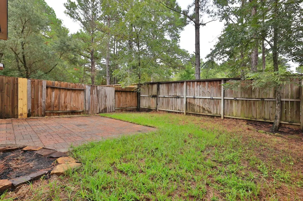 38 Blue Creek Place The Woodlands, TX 77382