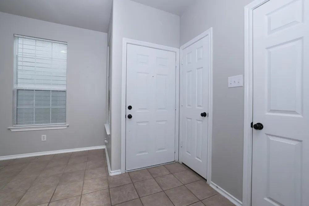 38 Blue Creek Place The Woodlands, TX 77382