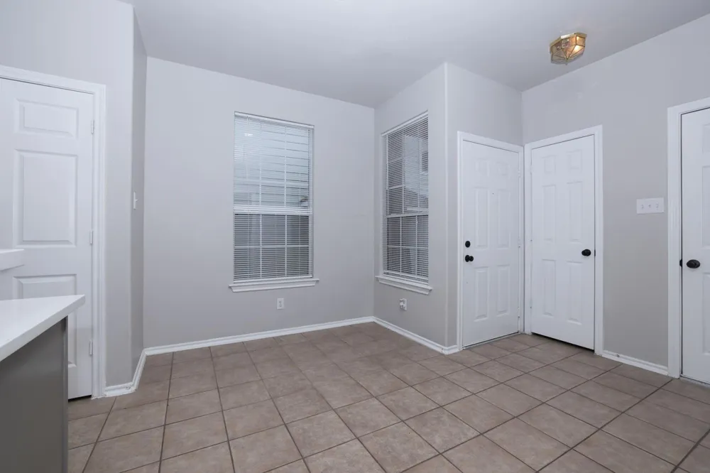 38 Blue Creek Place The Woodlands, TX 77382