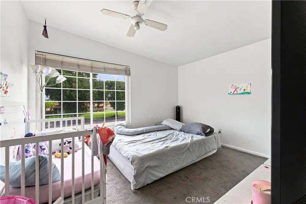 379 E Randall Rialto, CA 92376