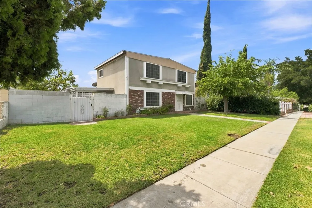 379 E Randall Rialto, CA 92376