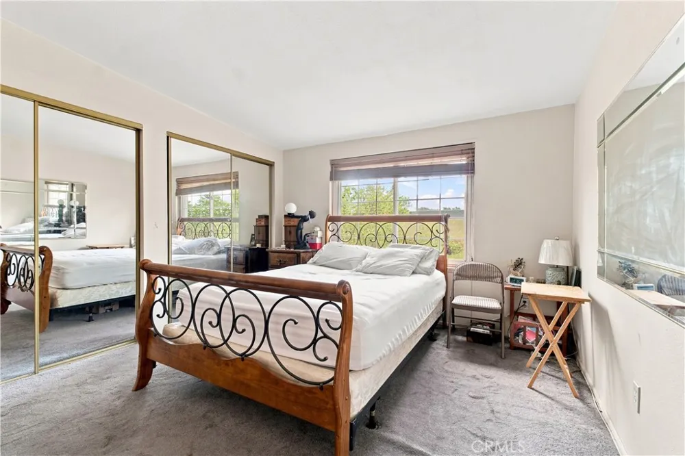 379 E Randall Rialto, CA 92376