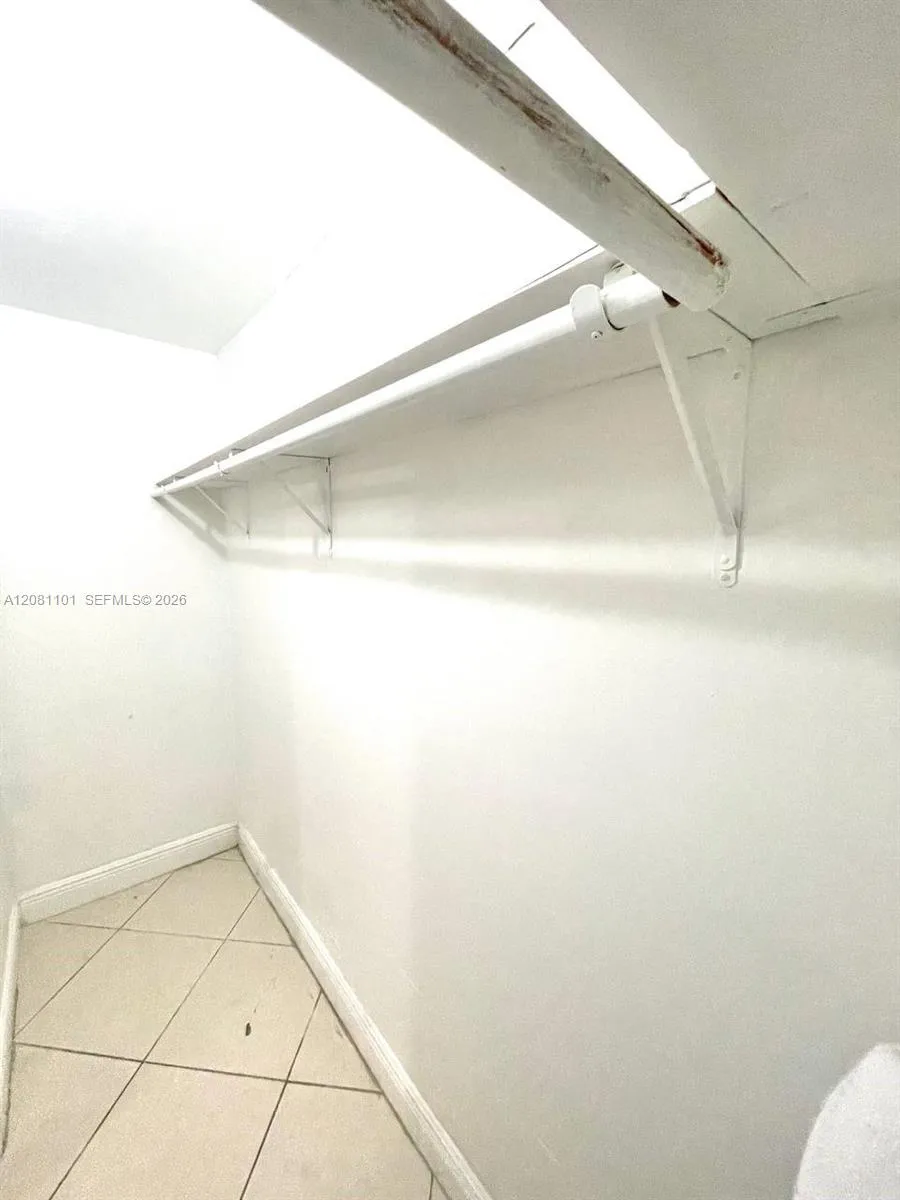 62 W 44th St #0 Hialeah, FL 33012