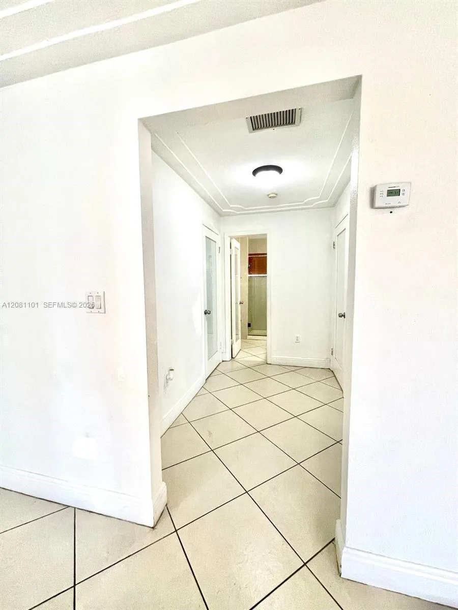 62 W 44th St #0 Hialeah, FL 33012