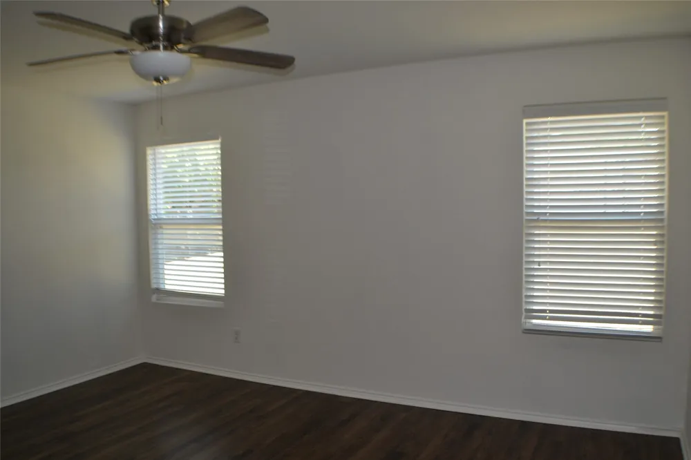 1305 Swan Ridge Drive Sherman, TX 75092