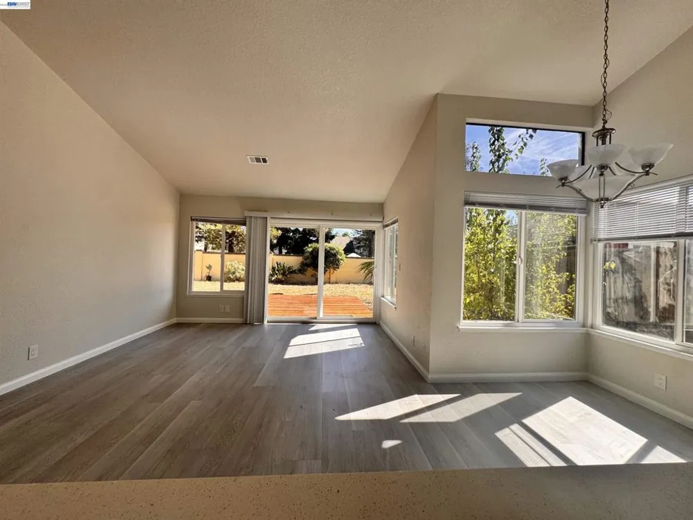 4969 Green Hills Cir Antioch, CA 94531