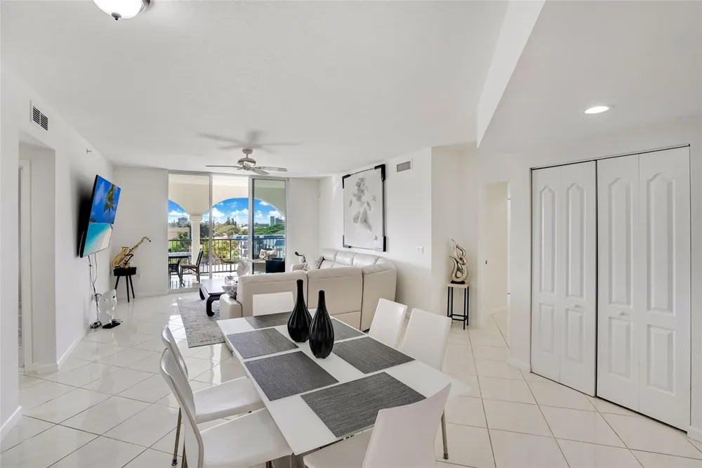 191 SE 20th Avenue #614 Deerfield Beach, FL 33441