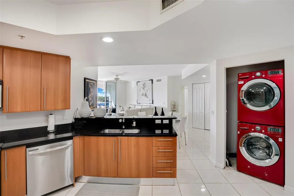 191 SE 20th Avenue #614 Deerfield Beach, FL 33441