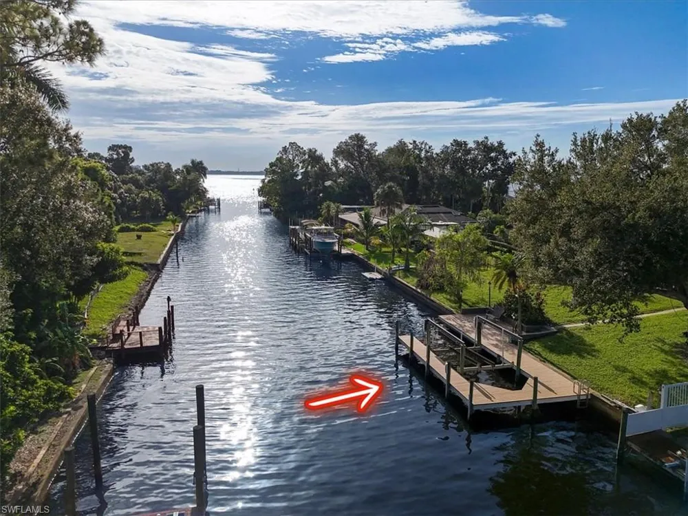 1812 Coral Circle North Fort Myers, FL 33903