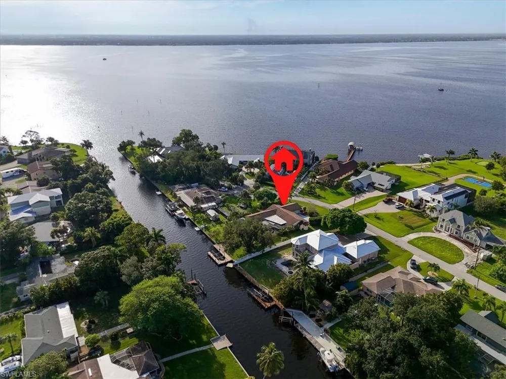 1812 Coral Circle North Fort Myers, FL 33903