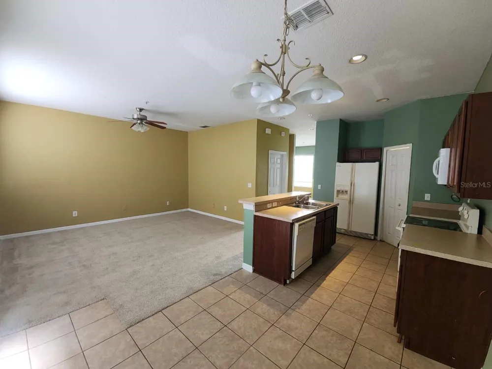 10156 VICKERS RIDGE DRIVE Orlando, FL 32829