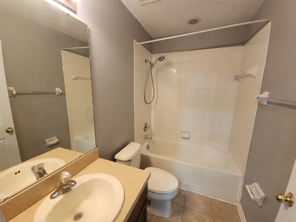 10156 VICKERS RIDGE DRIVE Orlando, FL 32829