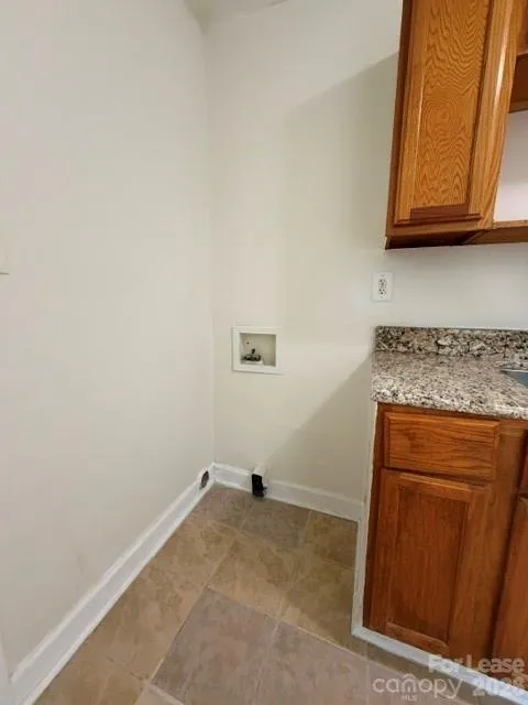 323 lakewood Avenue #2 Charlotte, NC 28208