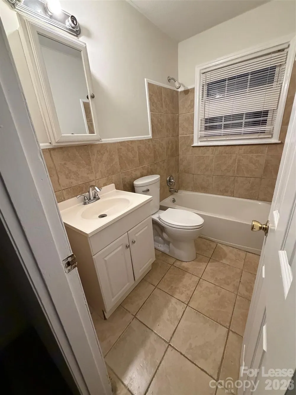 323 lakewood Avenue #2 Charlotte, NC 28208