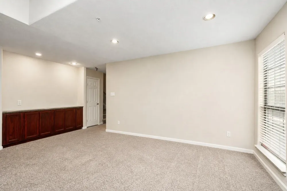 10912 Gulf Freeway #38 Houston, TX 77034