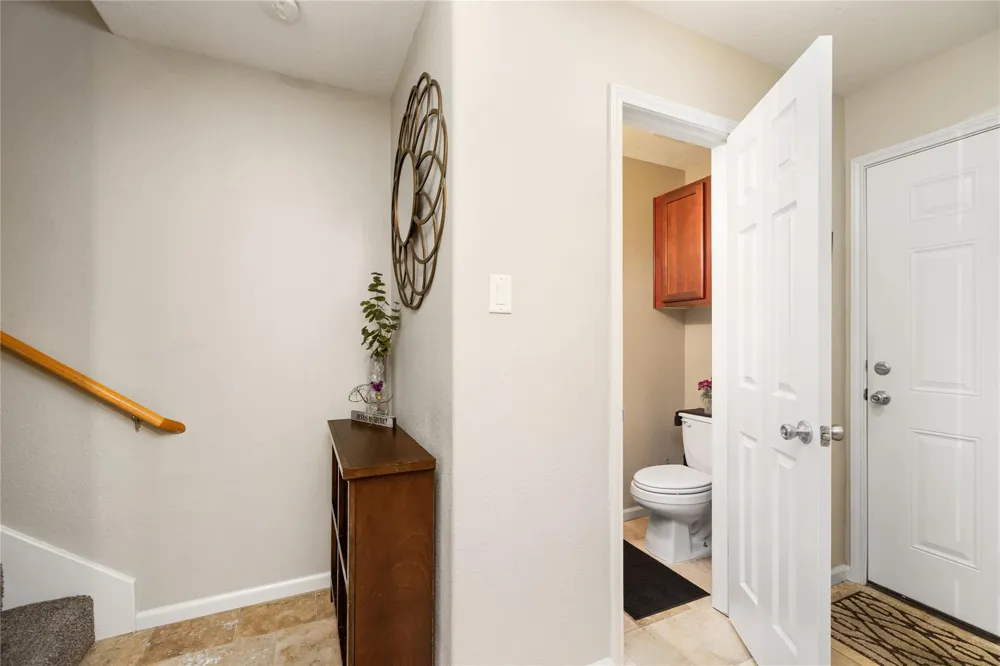 10912 Gulf Freeway #38 Houston, TX 77034