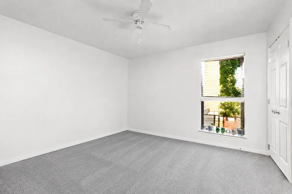 10912 Gulf Freeway #38 Houston, TX 77034