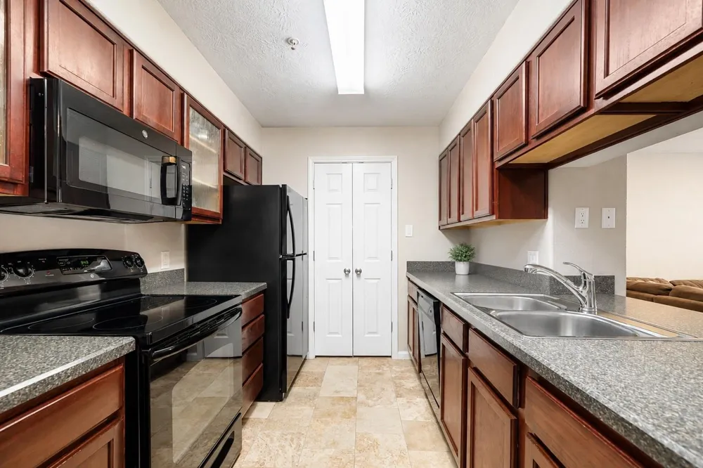 10912 Gulf Freeway #38 Houston, TX 77034