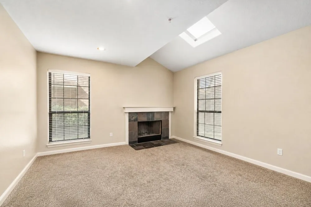10912 Gulf Freeway #38 Houston, TX 77034