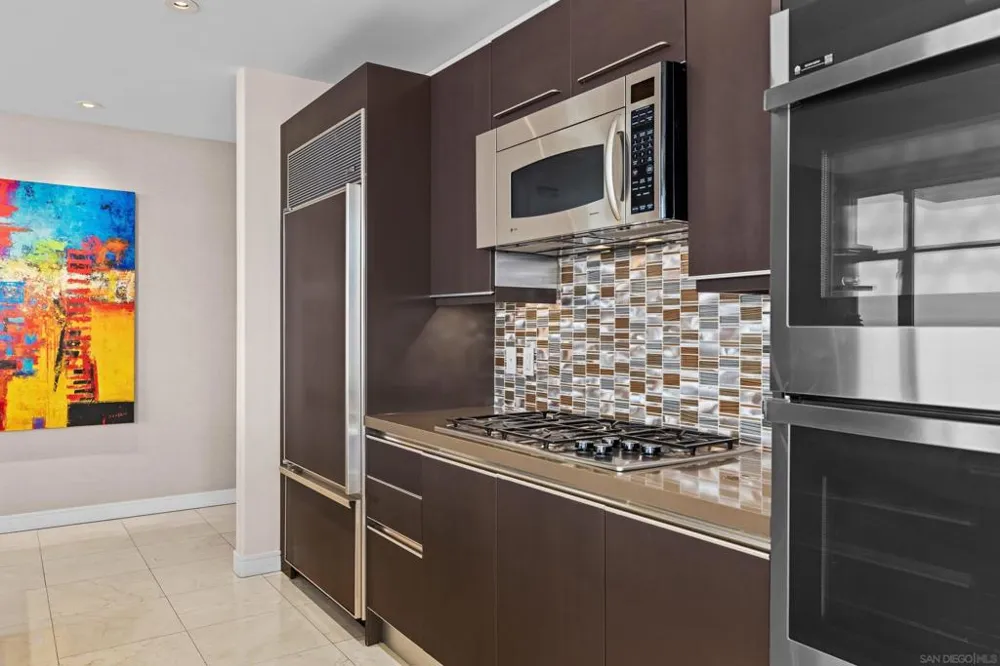 550 Front St #1101 San Diego, CA 92101