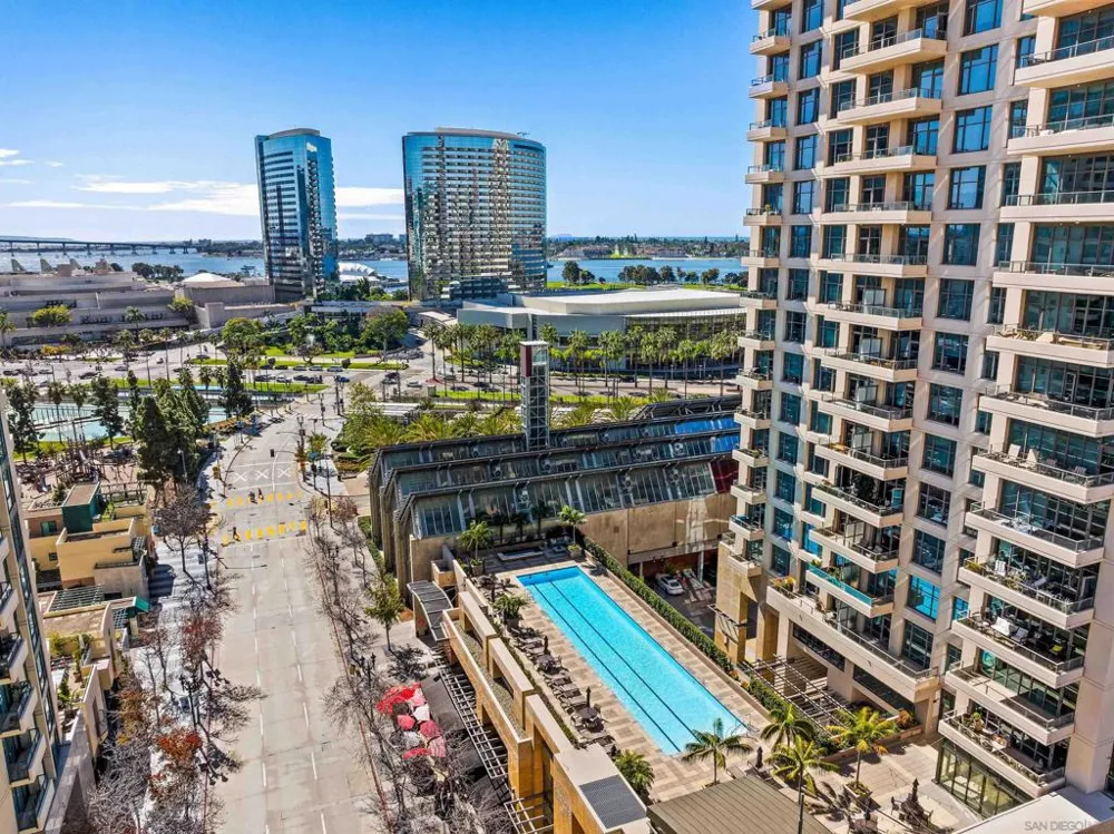 550 Front St #1101 San Diego, CA 92101