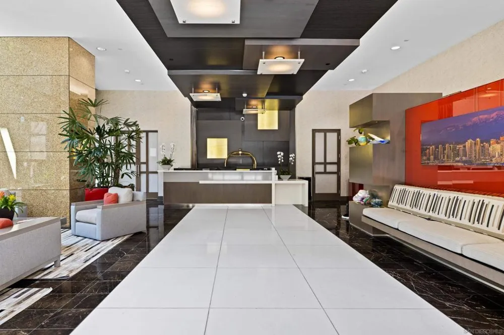 550 Front St #1101 San Diego, CA 92101