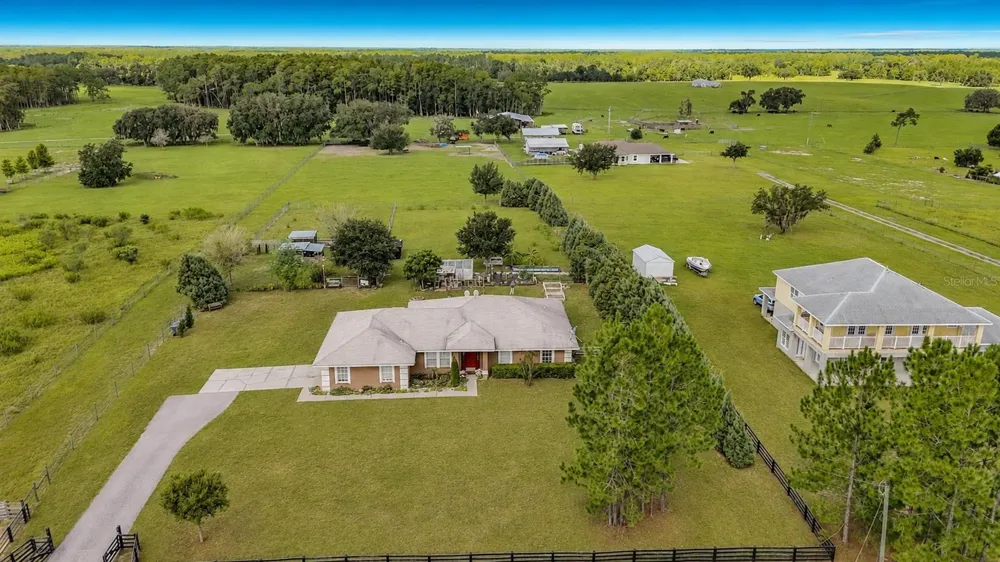 18030 BAYAMON AVENUE Polk City, FL 33868