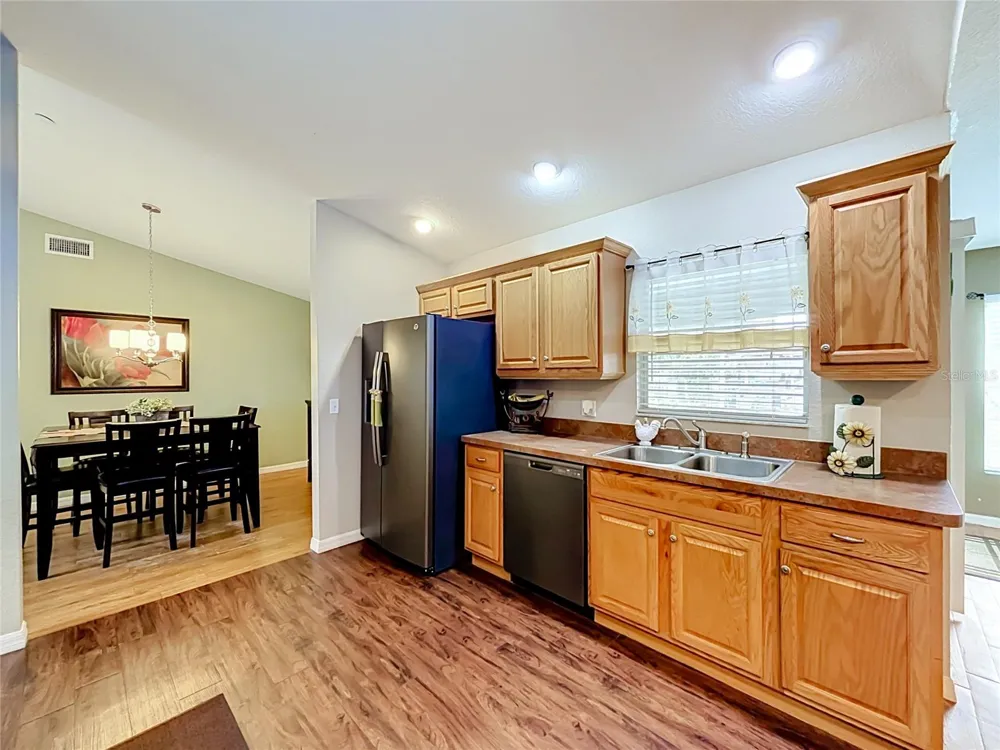 18030 BAYAMON AVENUE Polk City, FL 33868